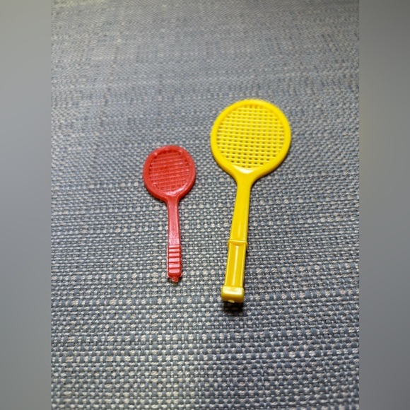 Vintage Barbie Tennis Racket Doll Accessory - Picture 2 of 3